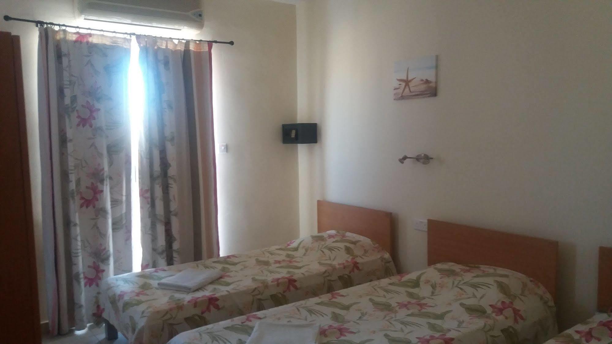 Burlington Apartments St. Julian's Zewnętrze zdjęcie